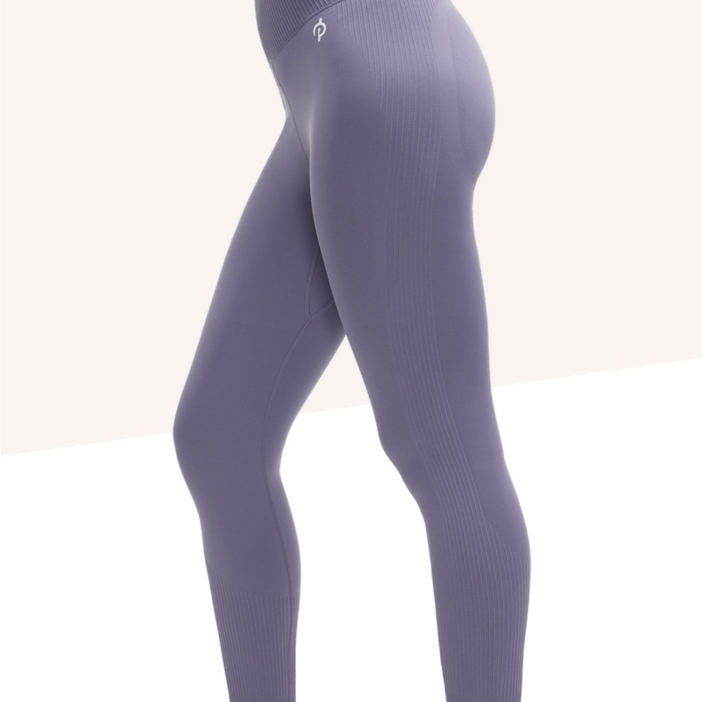 Brand new Seamless lululemon leggings (XS/S)